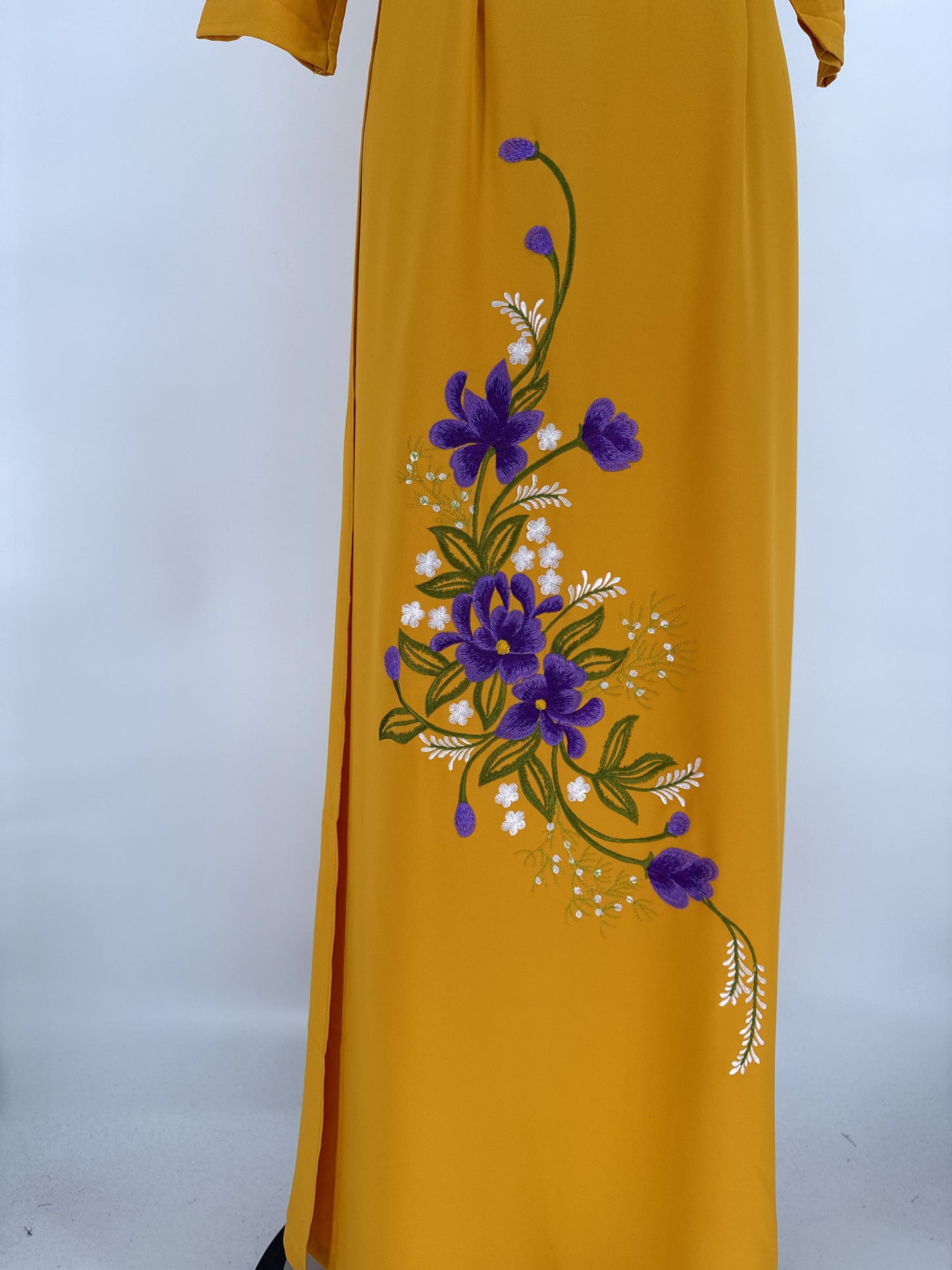 Tà áo vừa