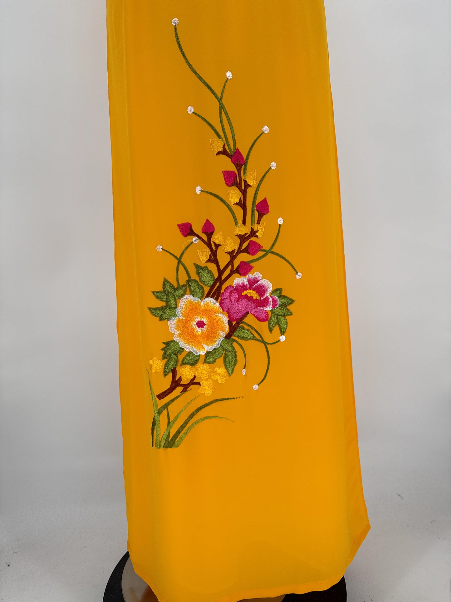 Tà áo vừa