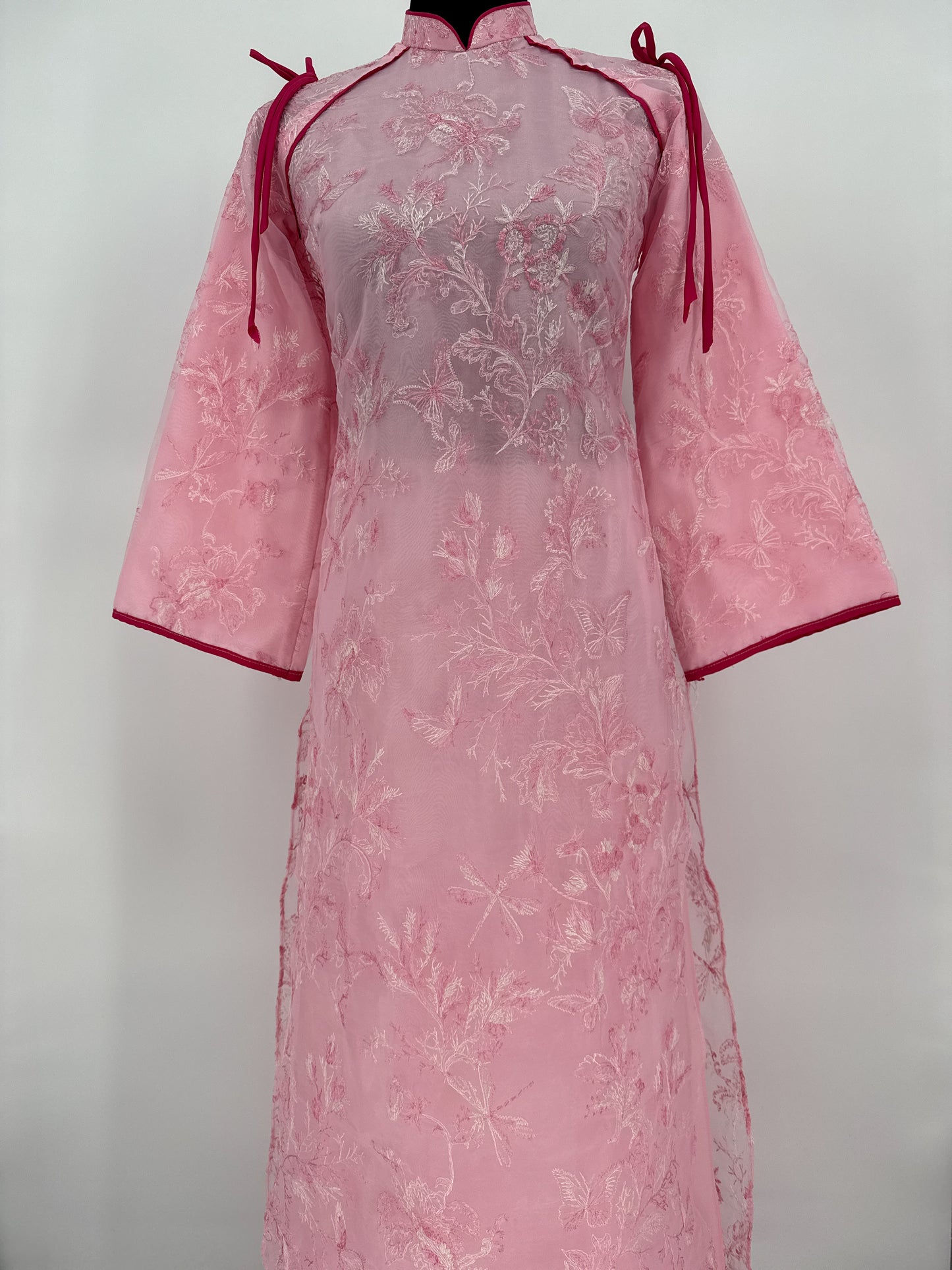 cổ áo truyền thống