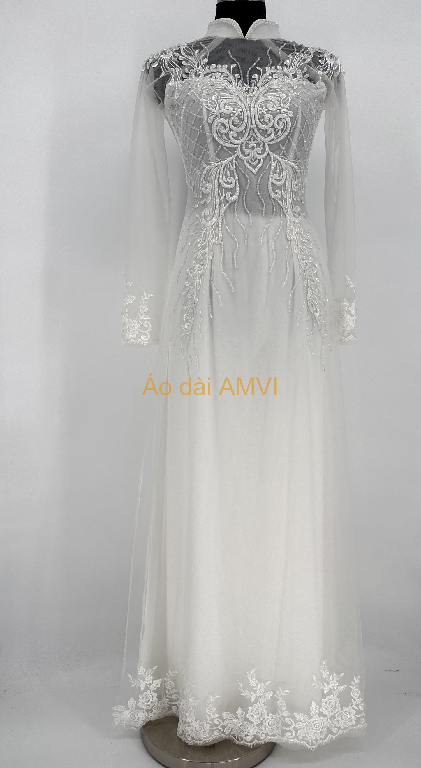 cổ áo truyền thống