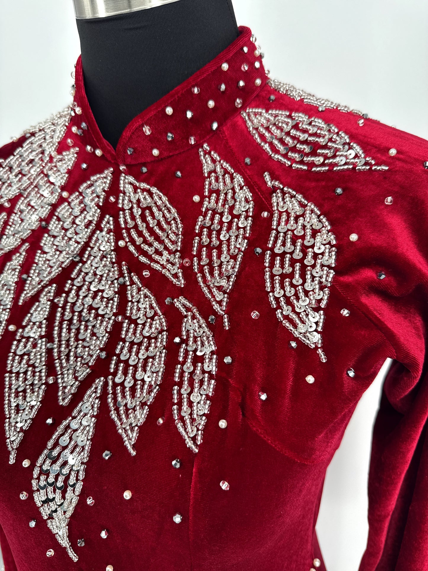 cổ áo truyền thống