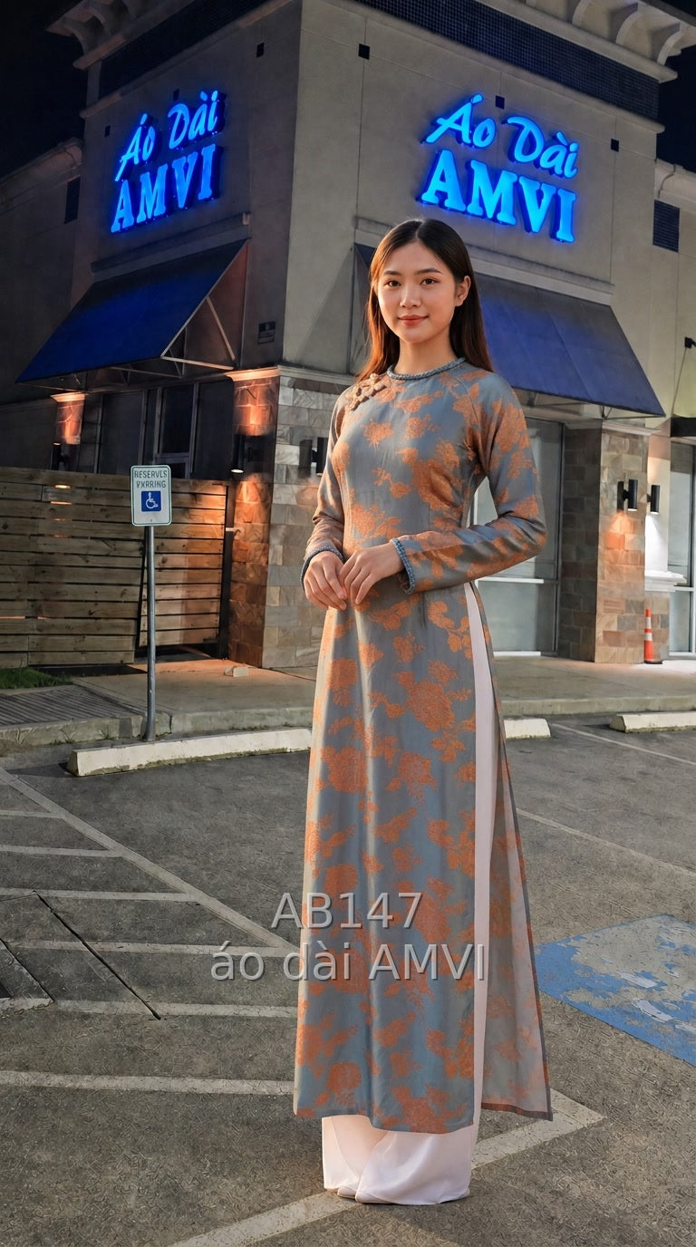 Áo dài truyền thống xanh xám họa tiết hoa chim nổi bật tại Washington DC, mã AB147