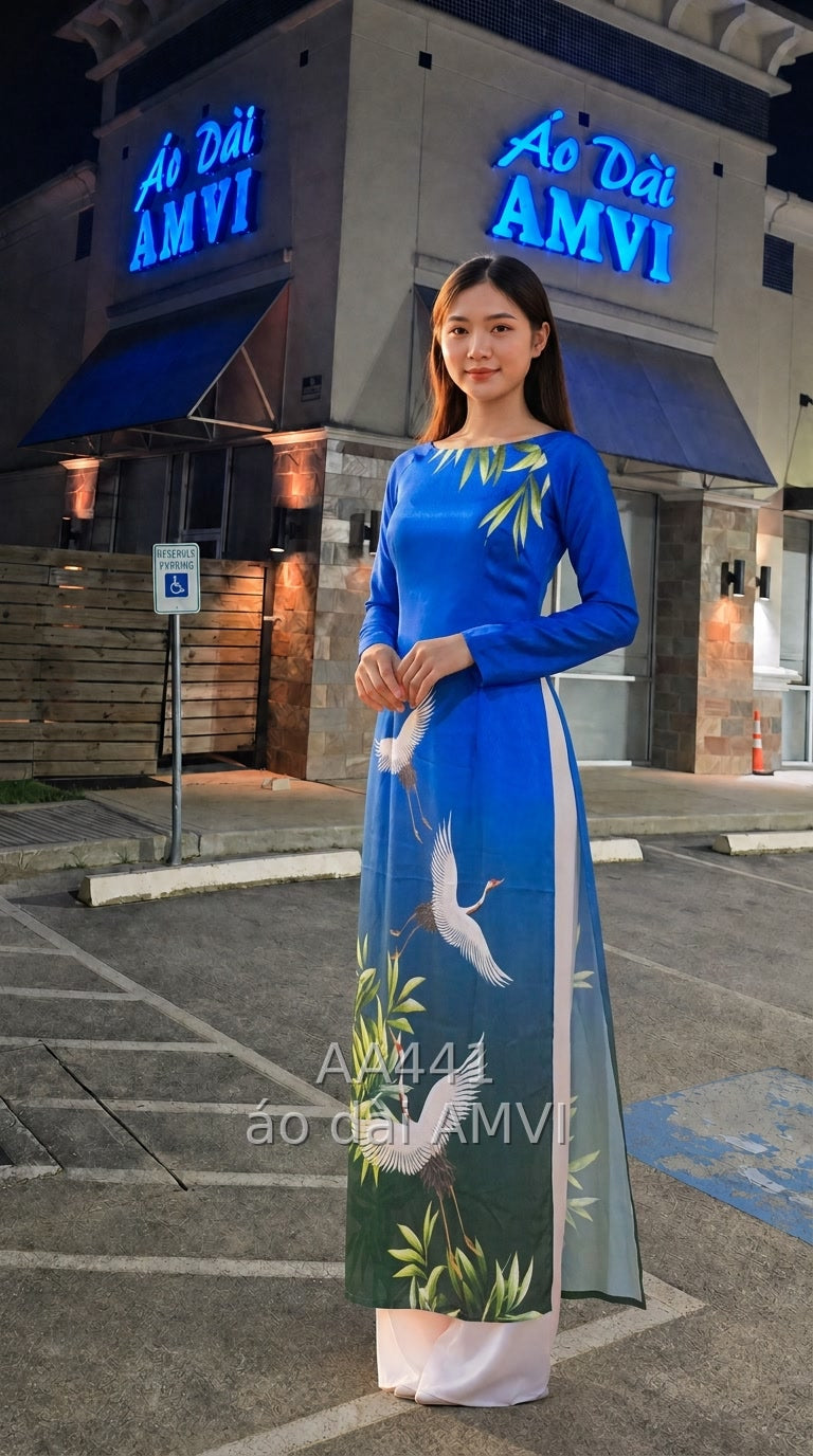 Áo Dài Chuyển Màu Xanh Họa Tiết Sếu Trắng Trúc Thanh Lịch - AA441