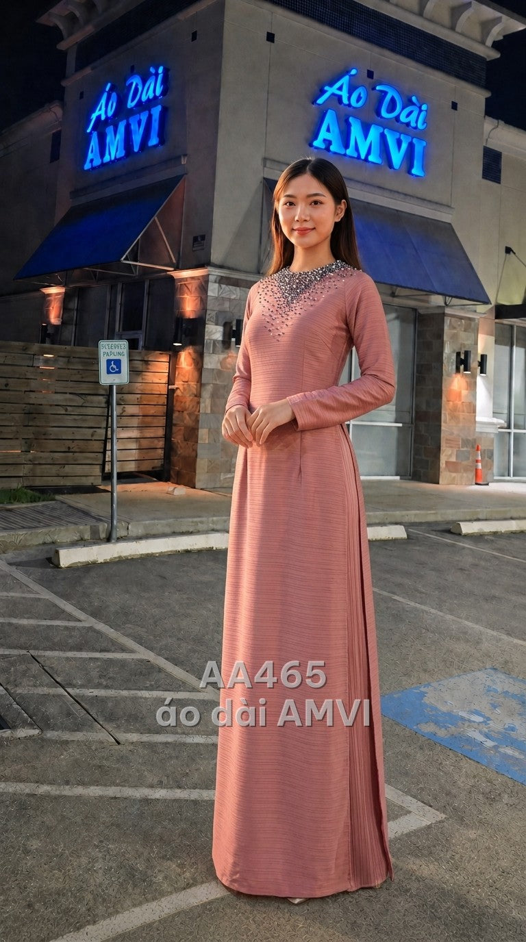 Áo dài dạ hội kết hợp váy bên trong, lụa hồng sọc chìm đính kết ngọc trai lấp lánh, mã AA465