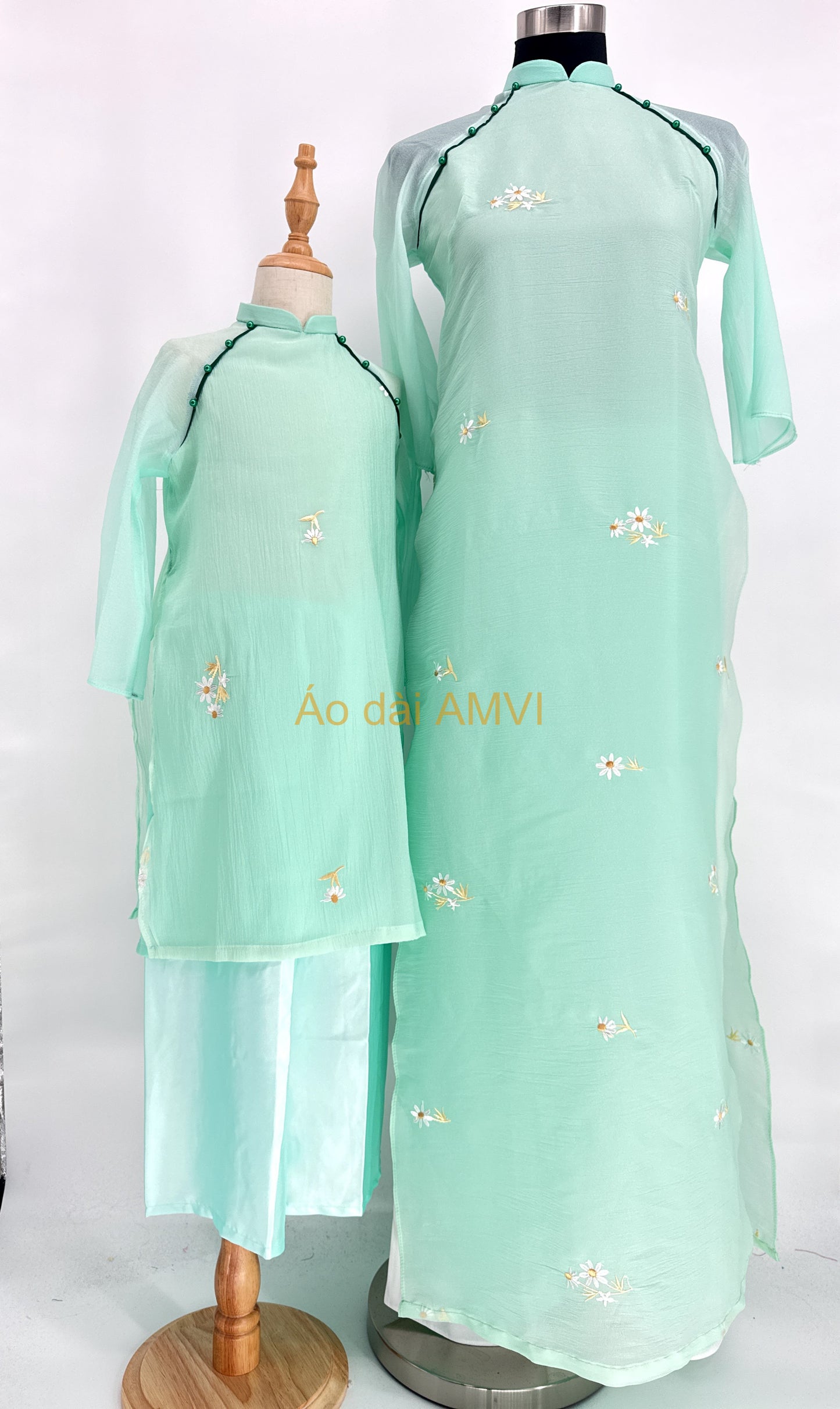 Tà áo vừa