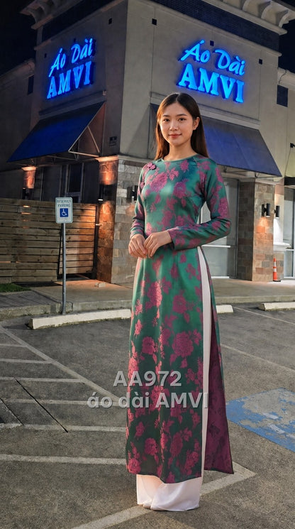 Áo dài gấm lụa xanh lá dệt hoa nổi dự tiệc, mã AA972