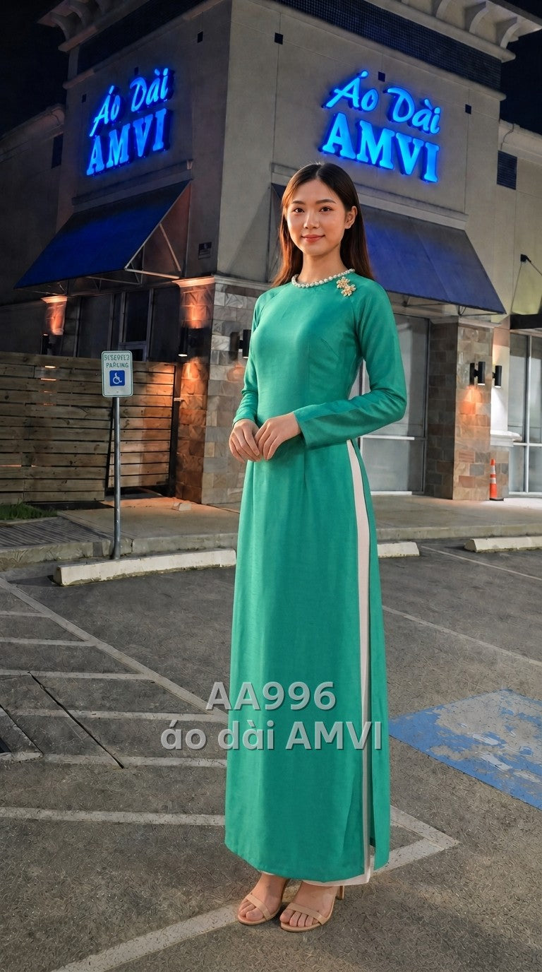 Áo dài vải vân chìm xanh đính ngọc trai đá dự tiệc sang trọng, mã AA996