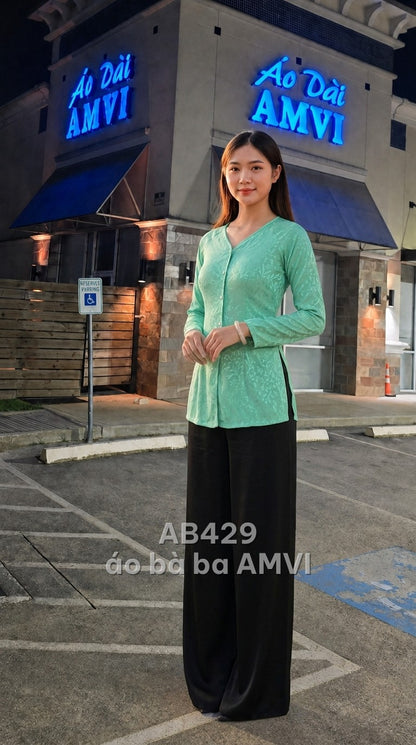 Áo dài vải mềm xanh họa tiết chìm cổ chữ V phong cách Nam bộ, mã AB429