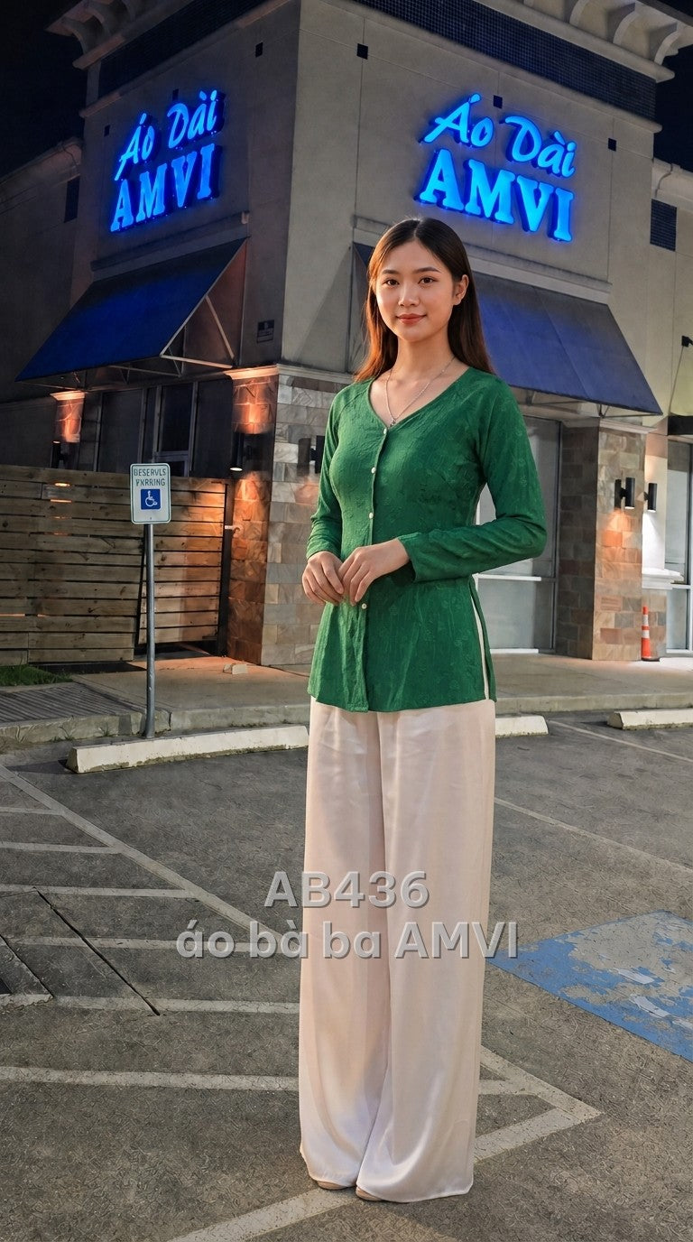 Áo dài xanh lá hoa văn chìm cổ V Nam bộ duyên dáng, mã AB436