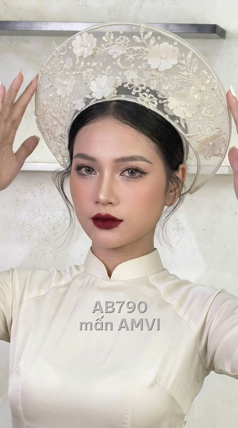 Mấn đội đầu ren trắng thêu hoa ngọc trai cho cô dâu, mã AB790