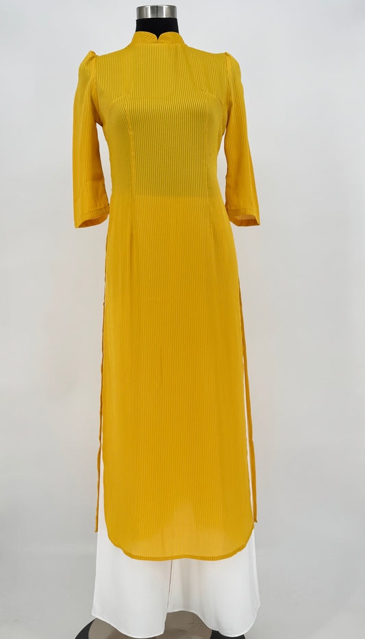 cổ áo truyền thống