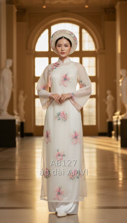 Áo Dài Dạ Hội Thêu Hoa Tinh Xảo Tại The Met New York - AB127