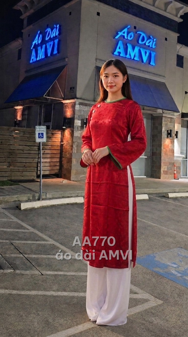 Áo - Lụa Đỏ Gấm Hoa Chìm Cổ Tròn Viền Xanh Thanh Lịch Dự Tiệc - AA770