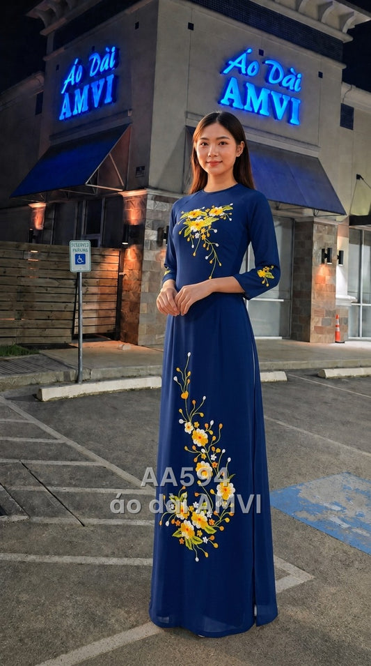 Áo - Lụa Xanh Dương Thêu Hoa Cổ Tròn Thanh Lịch - AA594